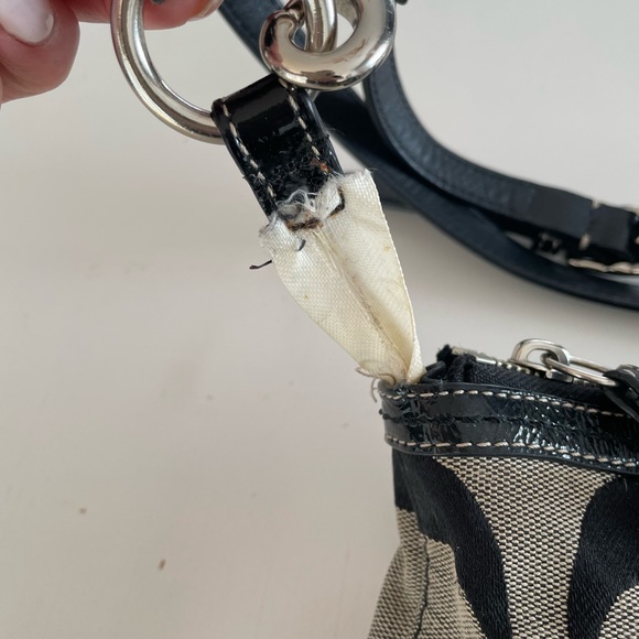 Coach purse - Picture 6 of 9